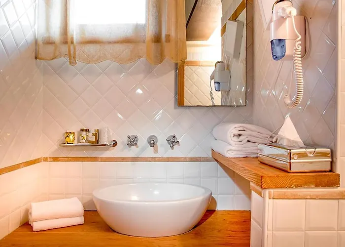 2 Bedroom Cozy In Apartamento